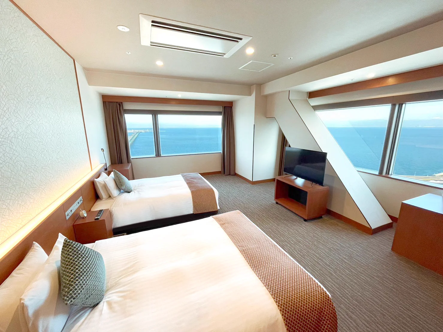 Odysis Suites Osaka Airport Hotel 욕실과 샤워 공간