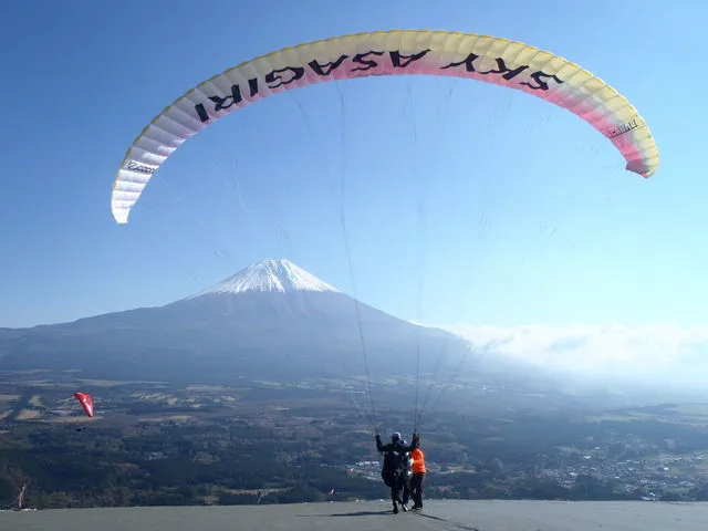 Sky Asagiri 아사기리 고원 패러글라이딩 이륙장과 후지산