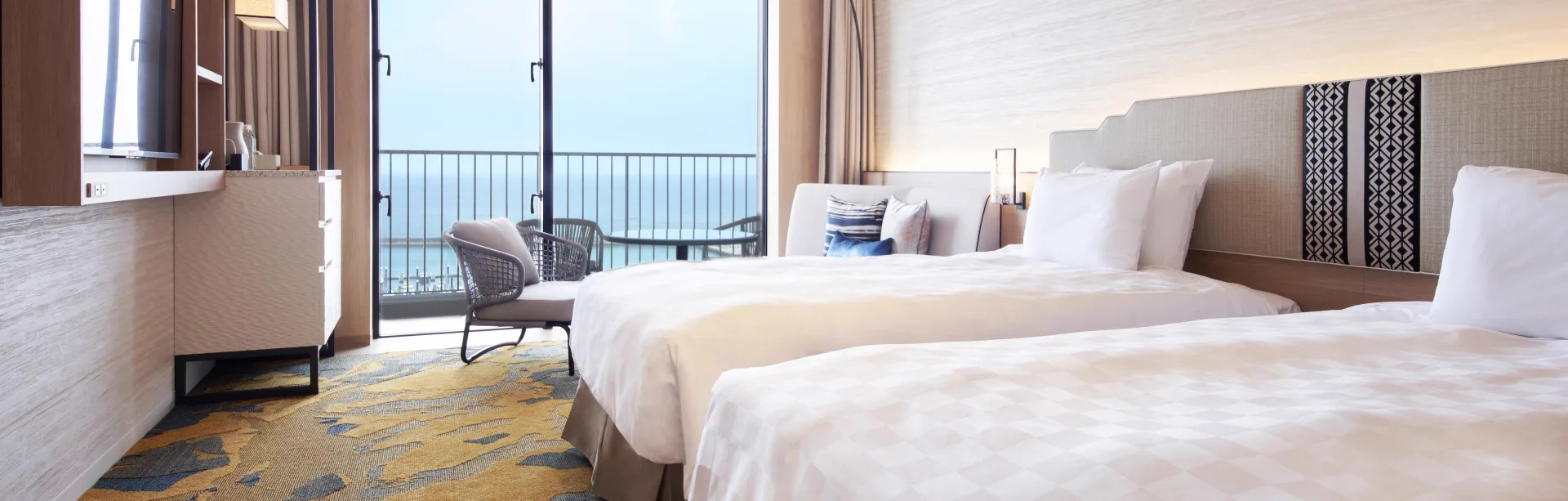 Okinawa Prince Hotel Ocean View Ginowan의 전 객실 발코니와 오션뷰