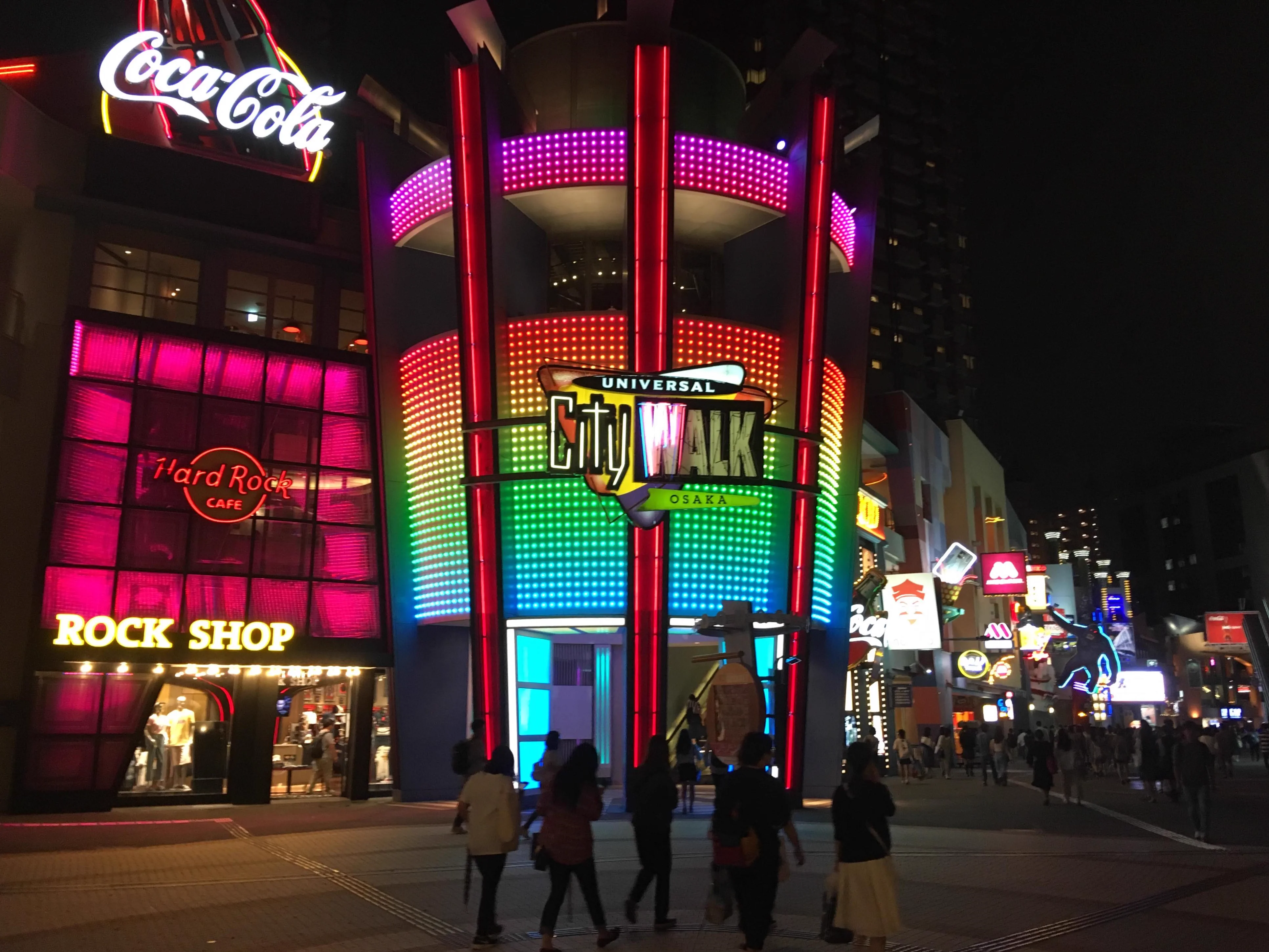 USJ 숙박 연박을 판단할 때 저녁 생활까지 봐야 하는 Universal CityWalk Osaka 야경