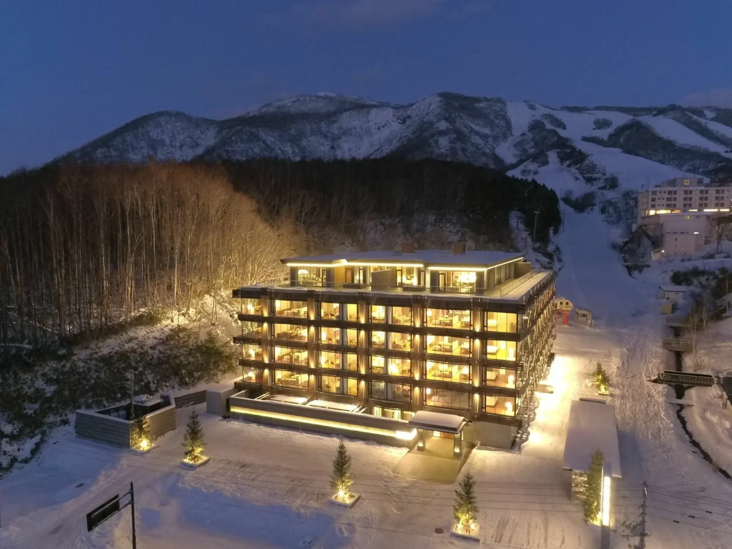AYA Niseko 숙소와 히라후 겨울 스키 생활권