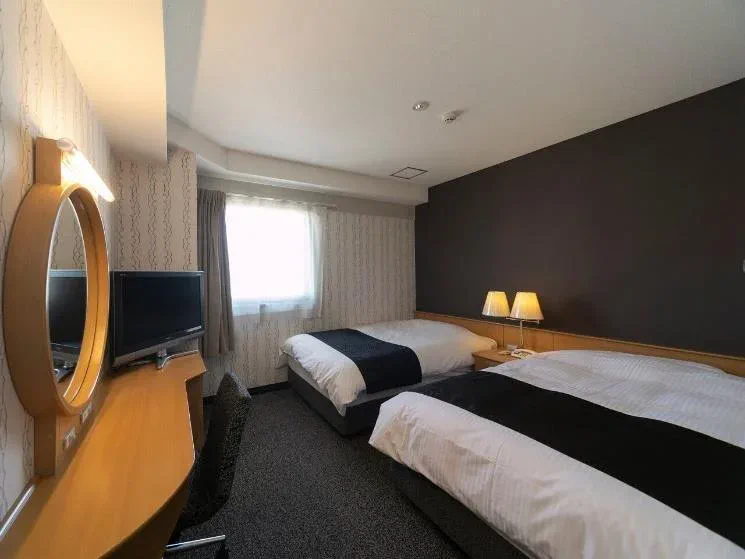 APA Hotel Kanku Kishiwada 트윈 객실과 두 개의 침대