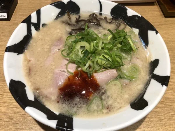 고베 가쇼켄 돈코쓰 라멘